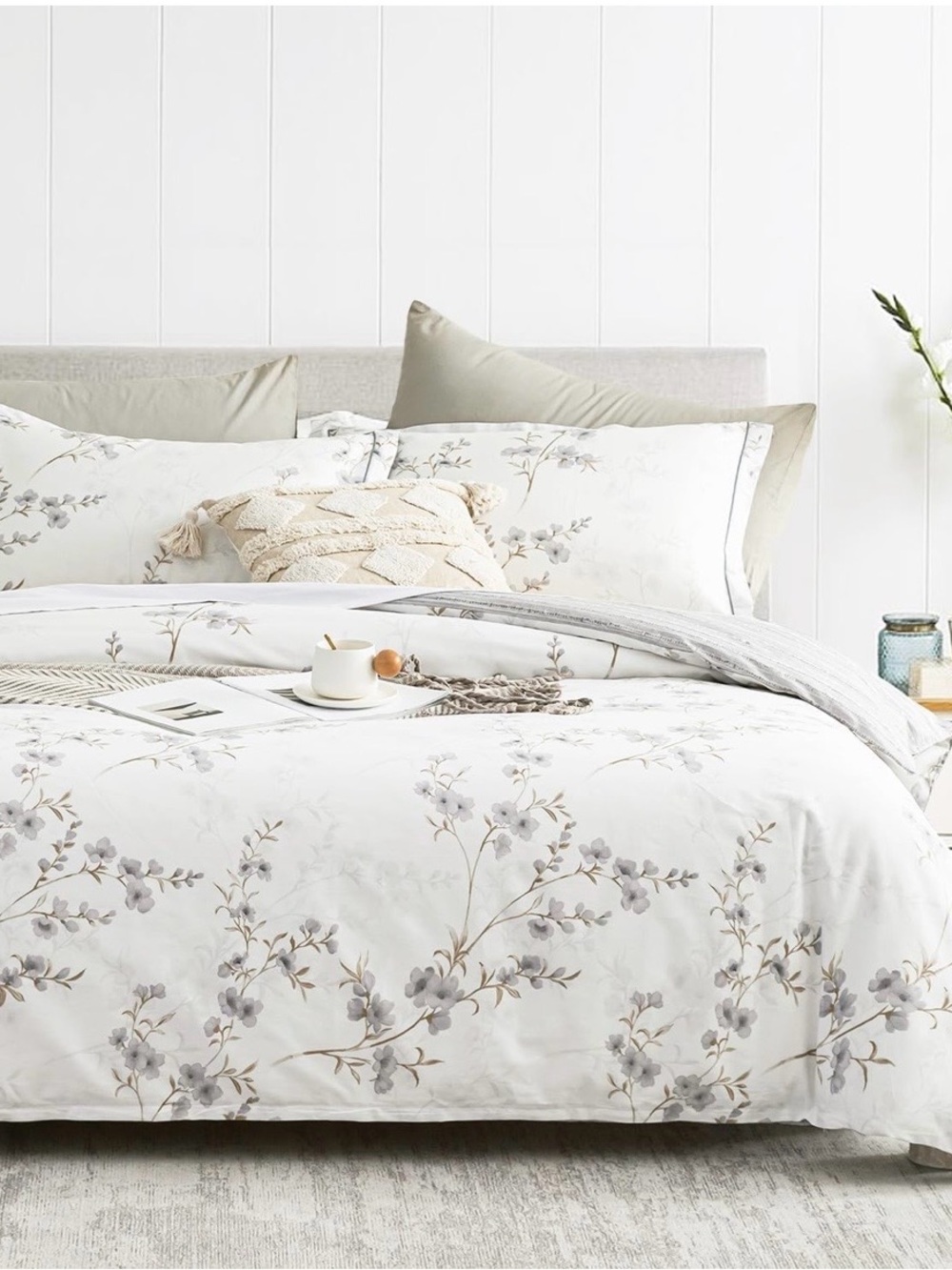Floral Cotton Comforter Set in White and Light Gray - Sleepbella